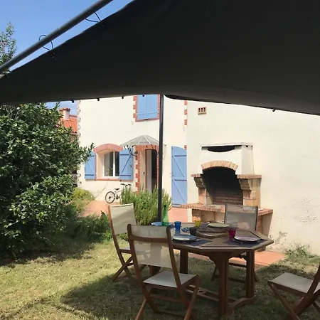 Maison Avec Clim Grand Jardin Entre Plages Et Village Дом отдыха *
